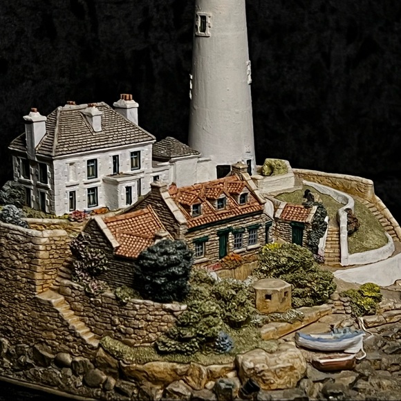 Very Rare Lilliput Lane, St. Mary’s Lighthouse Disneyana Special Edition - Picture 7 of 16